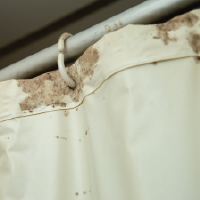 para limpar as cortinas de duche